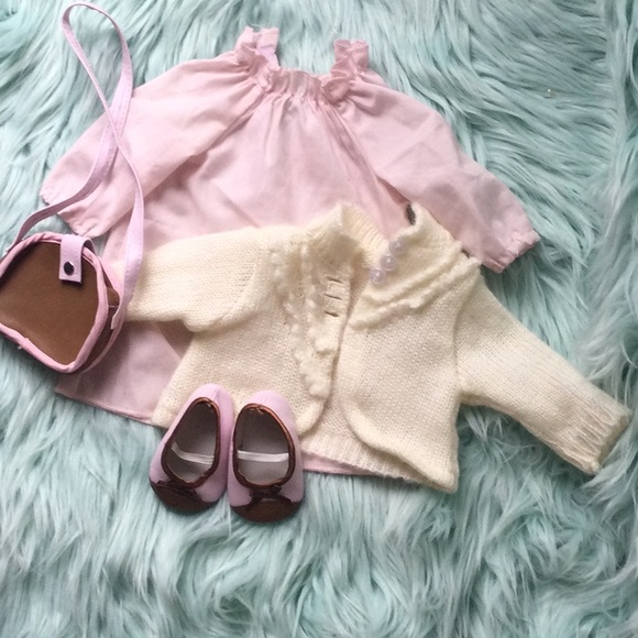 Pottery barn outfit (doll not included) fits American Girl - Picture 3 of 3